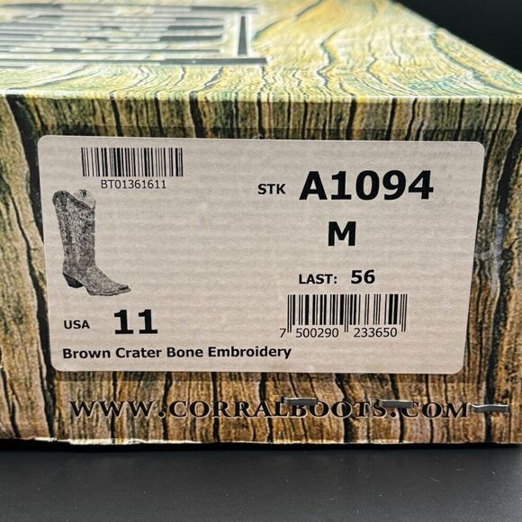Corral Crater Bone Embroidered Snip Toe Boots - Picture 14 of 14